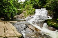 Vista para a segunda queda d'água (Cachoeira da Pedra Branca). Foto: M. Ambrosio