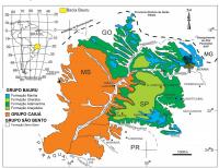 Fig. 4 - Mapa geológico simplificado da Bacia Bauru com a localização do município de Uberaba (Compilado de Batezelli 2003).